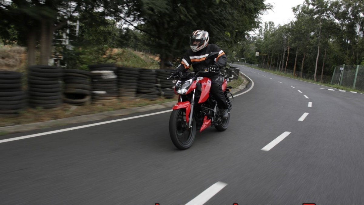 Bs Vi Tvs Apache Rtr 160 4v Review