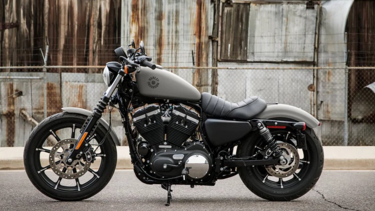 2020 Harley Davidson Iron 883 Launched Priced At Inr 9 26 Lakh