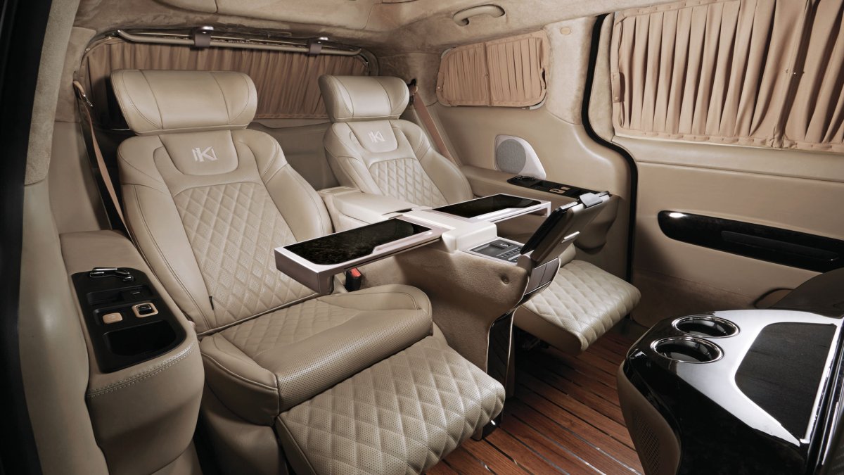 2021 kia carnival 11 seater