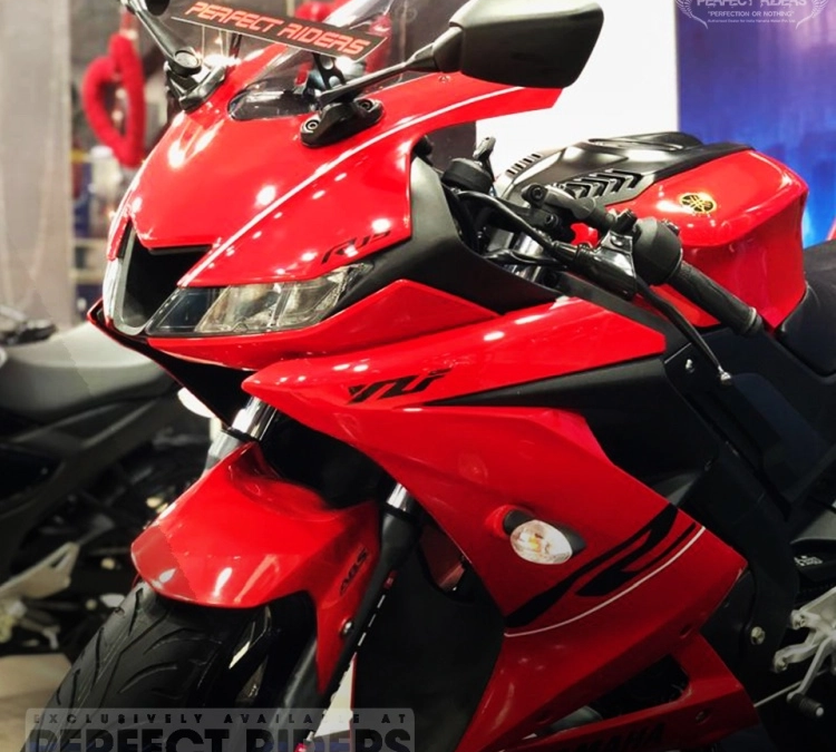 R15 New Model 2020 Red Colour