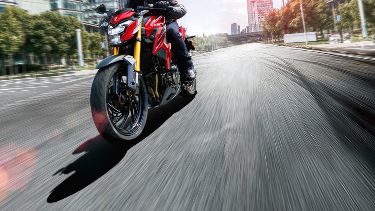 Suzuki Gsx S300 Haojue Dr300 Launched In China Iab Report