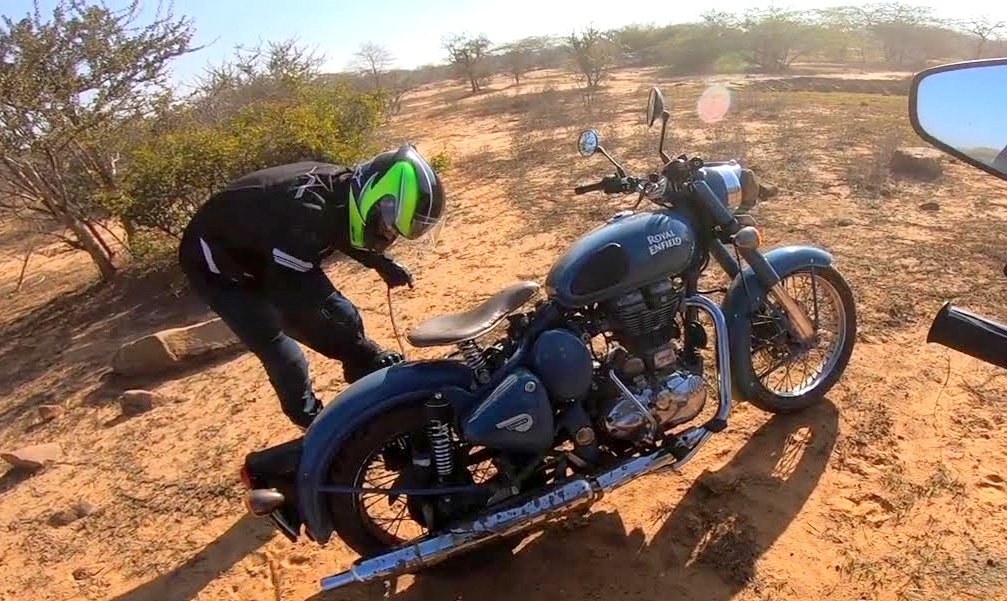 Watch Royal Enfield Classic 500 Lead Hero Xpulse 200 on Off Road Trail