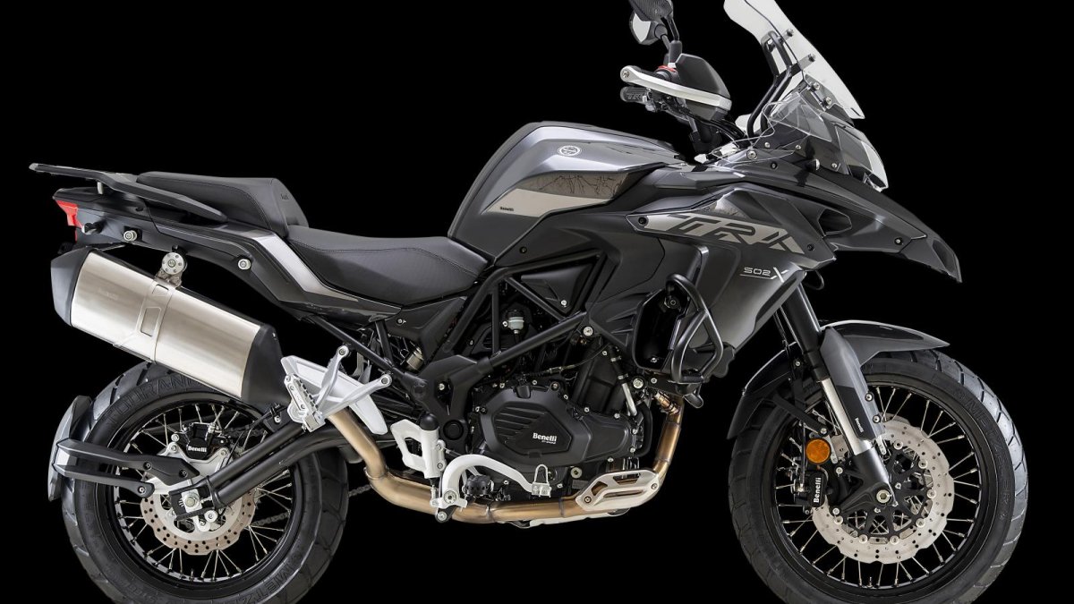 Benelli trk store 502 x bs6