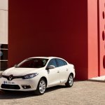 2013 Renault Fluence facelift front three quarters