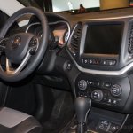 2014 Jeep Cherokee cockpit