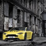 New Aston Martin V12 Vantage S front