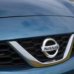 2013 Nissan Micra grill