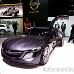 Front left three quarter of the Opel Monza Concept