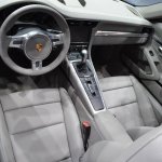 2014 Porsche 911 Targa at 2014 NAIAS interior