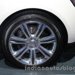 Range Rover L at Auto Expo 2014 front wheel