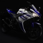 Yamaha YZF-R25 front three quarters low res official image