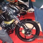Mahindra Centuro Disc Brake variant spied