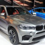 2015 BMW X5 M front three quarters at the 2014 Los Angeles Auto Show