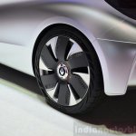 Renault EOLAB concept wheel at the 2014 Paris Motor Show