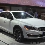 Volvo V60 Cross Country front three quarters at the 2014 Los Angeles Auto Show