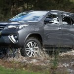 2016 Toyota Fortuner front three quarter revealed Australian spec