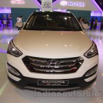Hyundai Santa Fe D-Spec at the 2015 Indonesia International Motor Show