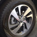 2016 Toyota Avanza alloy wheel snapped in Malaysia