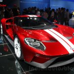 2017 Ford GT front quarter at the 2015 Dubai Motor Show
