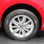 2016 VW Polo alloy rim at the Auto Expo 2016