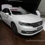 Dongfeng Fengshen A9 at Auto China 2016 front three quarters
