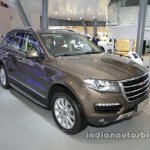 Haval H8 front three quarters right side at Auto China 2016