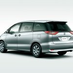 2016 Toyota Estima (facelift) rear three quarters left side second image