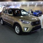 Hyundai Creta front three quarters at 2016 Bogota Auto Show