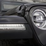 2018 Jeep Wrangler Unlimited Sahara turn signal
