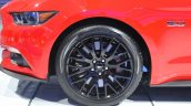 2015 Ford Mustang GT red wheel design at NAIAS 2014