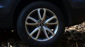 2013 Hyundai Santa Fe Review wheel