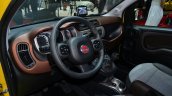 Fiat Panda Cross steering - Geneva Live