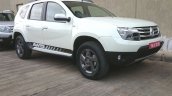 Renault Duster AWD front quarter