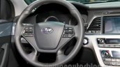2015 Hyundai Sonata steering wheel at 2014 Guangzhou Motor Show