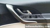 2015 Mahindra XUV500 (facelift) door controls review