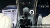 2015 Mahindra XUV500 (facelift) gearlever review