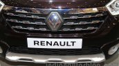 Renault Lodgy grille at the 2015 Gaikindo Indonesia International Auto Show