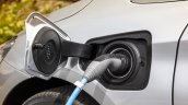 2015 BMW 225xe PHEV Active Tourer charging port unveiled