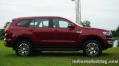 2015 Ford Endeavour side view (Review)