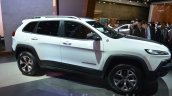 2015 Jeep Cherokee Trailhawk side at the IAA 2015