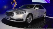 2016 Ford Taurus front quarters at the 2015 Chengdu Motor Show