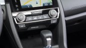 2016 Honda Civic Sedan center console unveiled