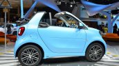 2016 Smart fortwo Cabrio side view at IAA 2015