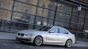 BMW 330e PHEV front three quarter (1) unveiled