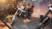2016 Bajaj Avenger 220 Cruise front launched
