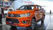 2016 Toyota Hilux Revo TRD Sportivo front right quarter at 2016 BIMS