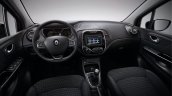 Renault Kaptur interior 6-speed MT