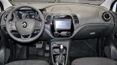 Renault Kaptur interior dashboard