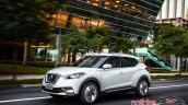 Nissan Kicks official image front three quarters left side in motion
