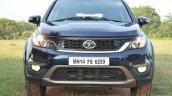 Tata Hexa XT MT front lights on Review